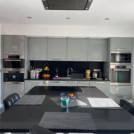 Apartment Oustaou Di Ercole *
